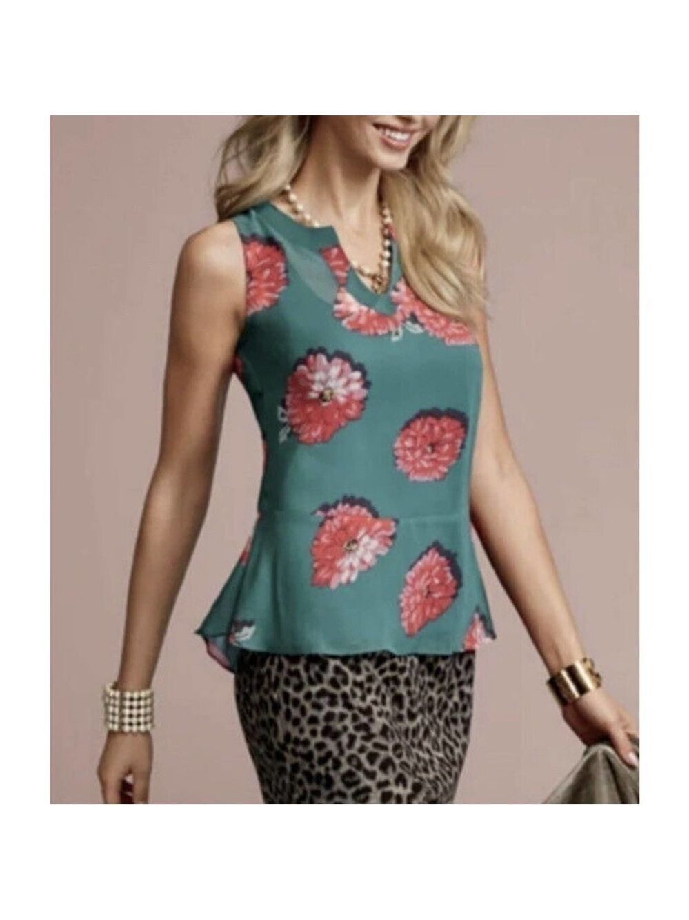 Cabi Blushing Floral Blouse Size M Green Pink Layered Sleeveless Style 3445 EUC